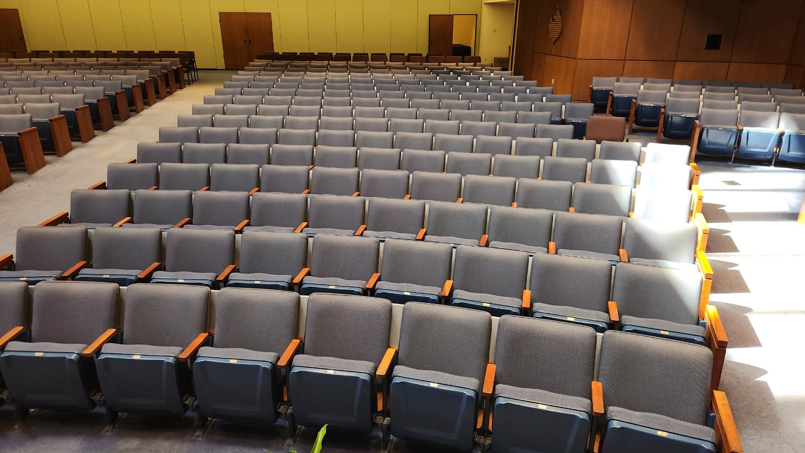 blue used auditorium church theater seating chairs 04