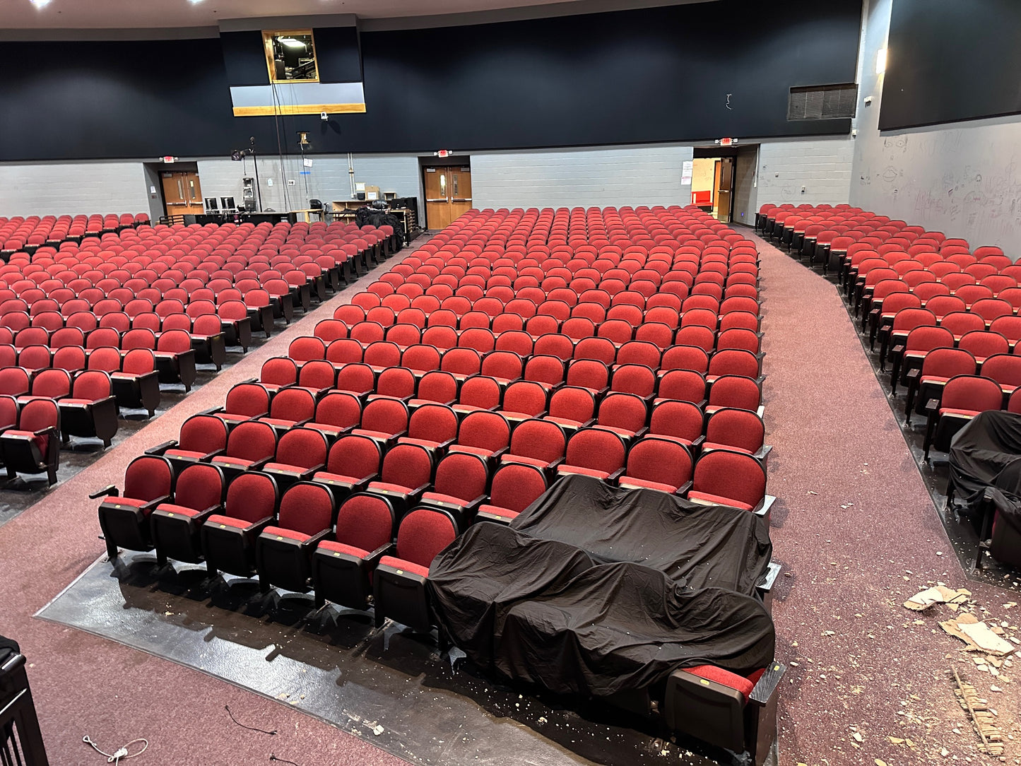 475 Red used THEATER SEATING Auditorium / Movie cinema church chairs seats $20 each