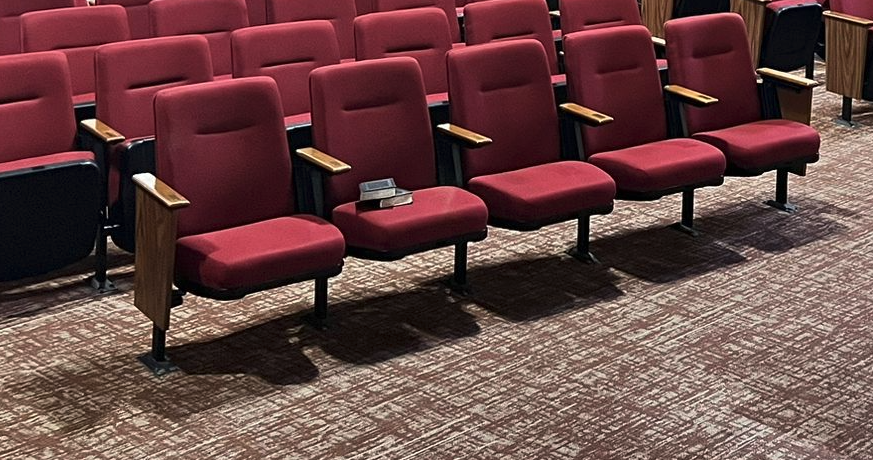 Red used THEATER CHURCH SEATING movie cinema seats chairs